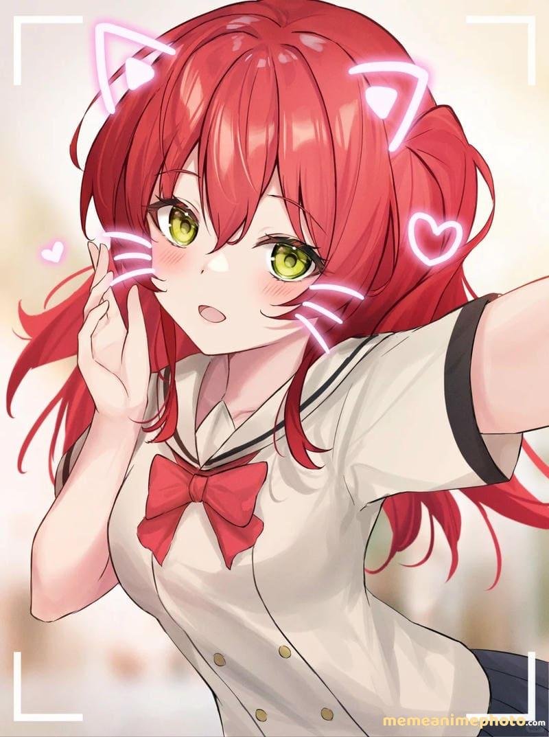 Hình ảnh Ikuyo Kita pose dáng đáng yêu