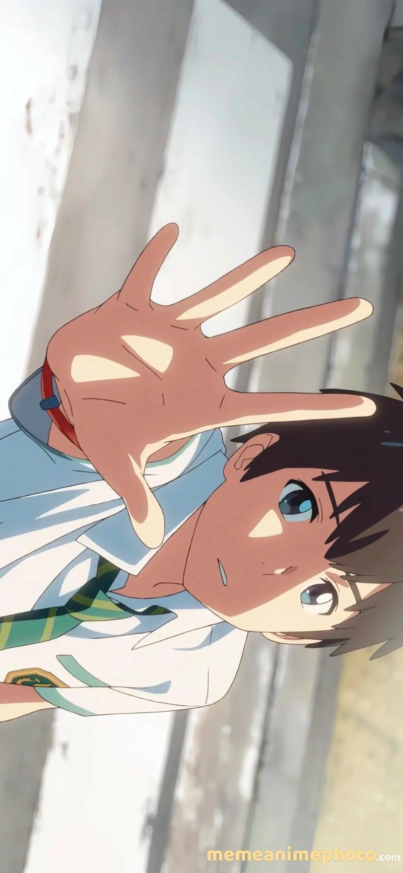 Hình ảnh Taki Tachibana nhẹ nhàng