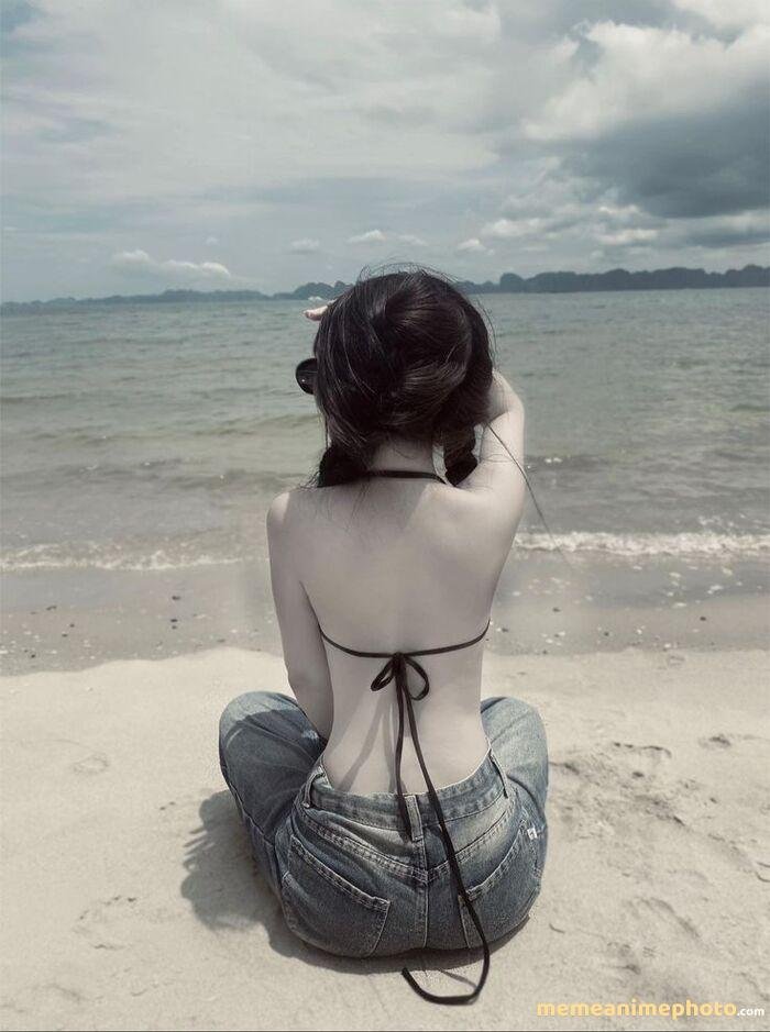 ảnh gái xinh quay lưng hot