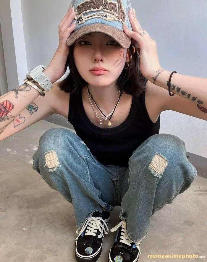 ảnh gái xinh xăm mình đáng yêu