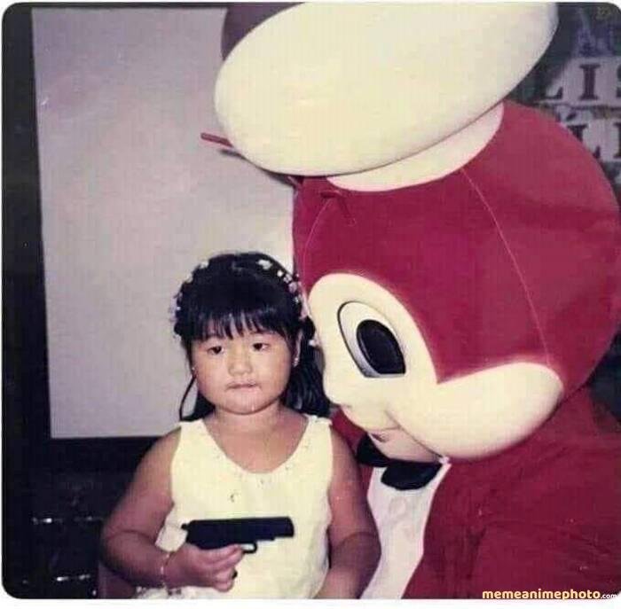 ảnh jollibee meme em bé
