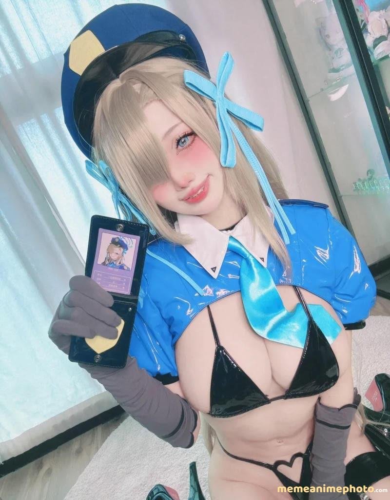 cosplay cảnh sát cute