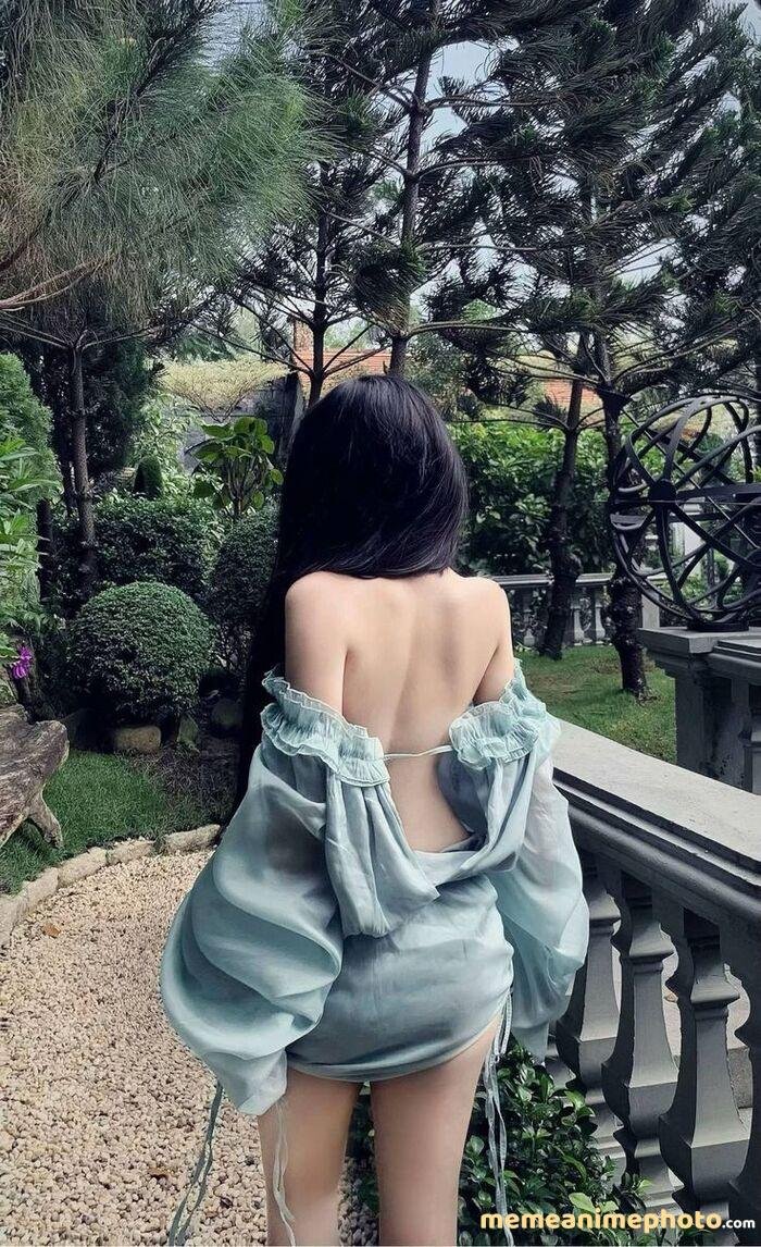 gái xinh quay lưng việt nam