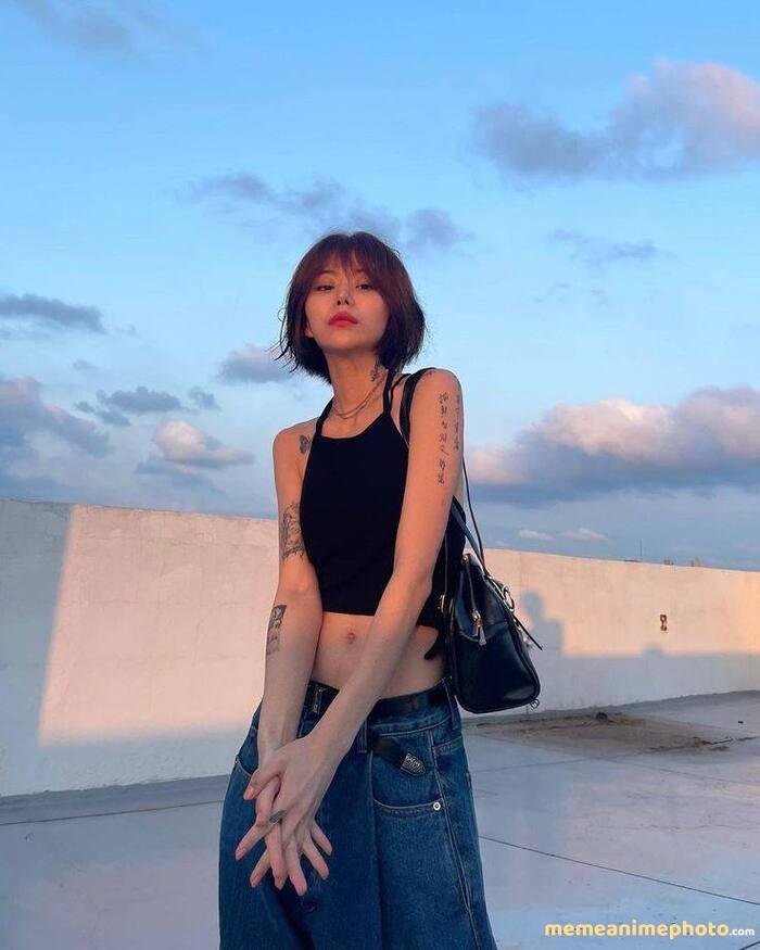 hịnh ảnh gái xinh xăm mình ngầu