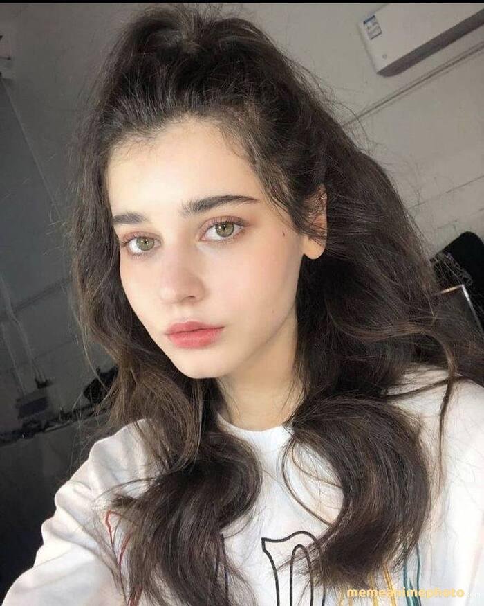 hình gái xinh châu âu xinh