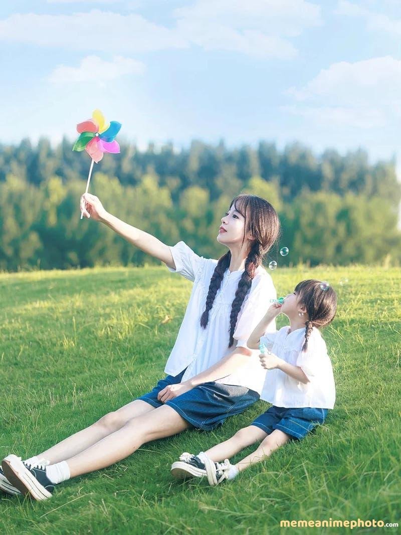 Tải ảnh mẹ và con gái vui tươi