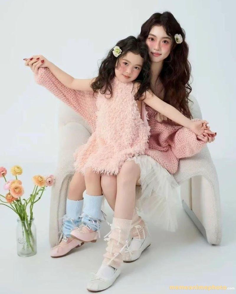 Tải hình mẹ và con gái đáng yêu