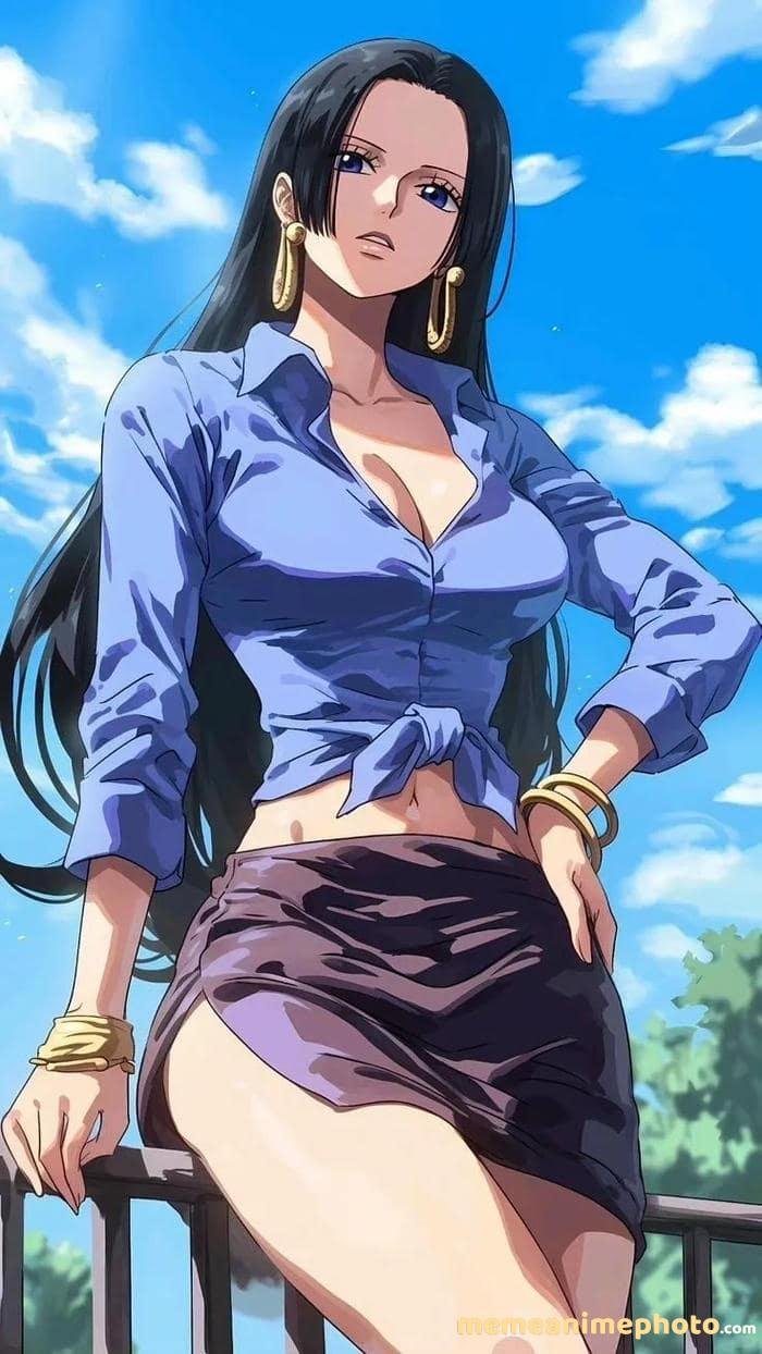 gái anime to tron mọng